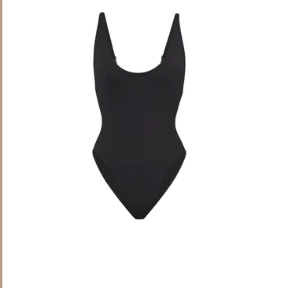 Skims Swim Scoop Neck One Piece